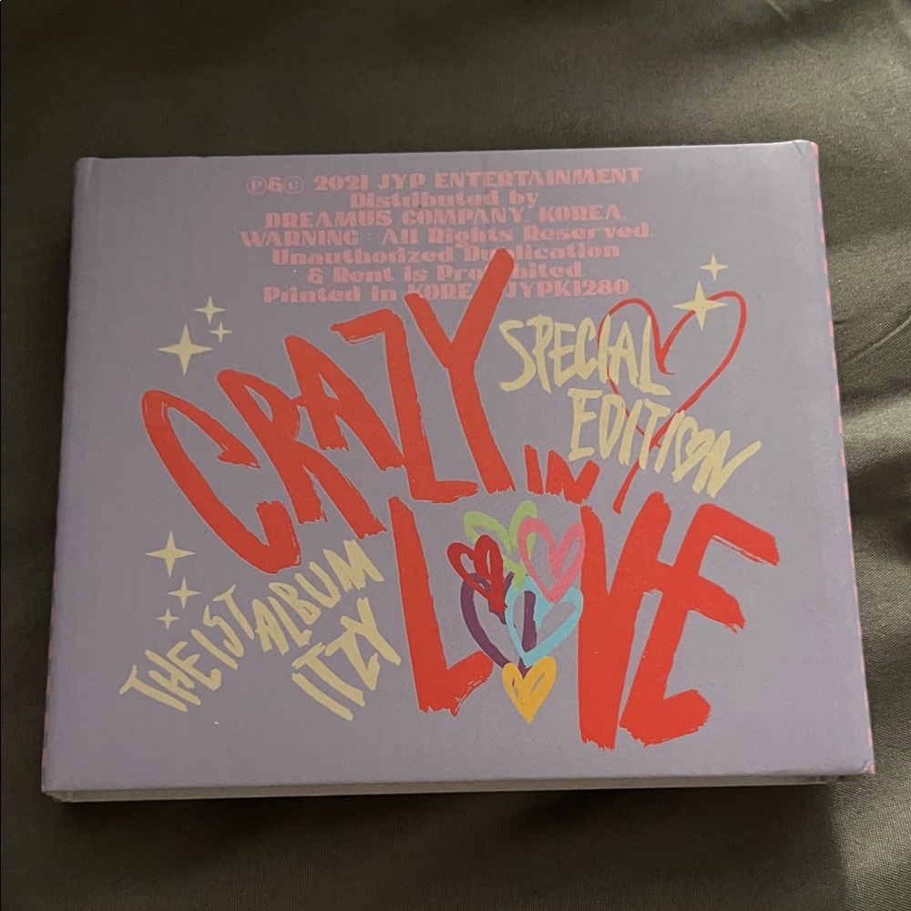 itzy crazy in love special edition album w/ lia and yeji pc